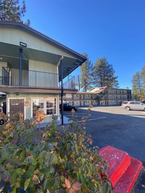 Budget INN At The Heavenly Gondola image 2