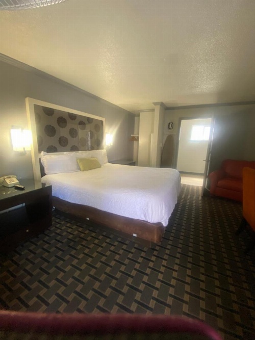 Budget INN At The Heavenly Gondola image 27