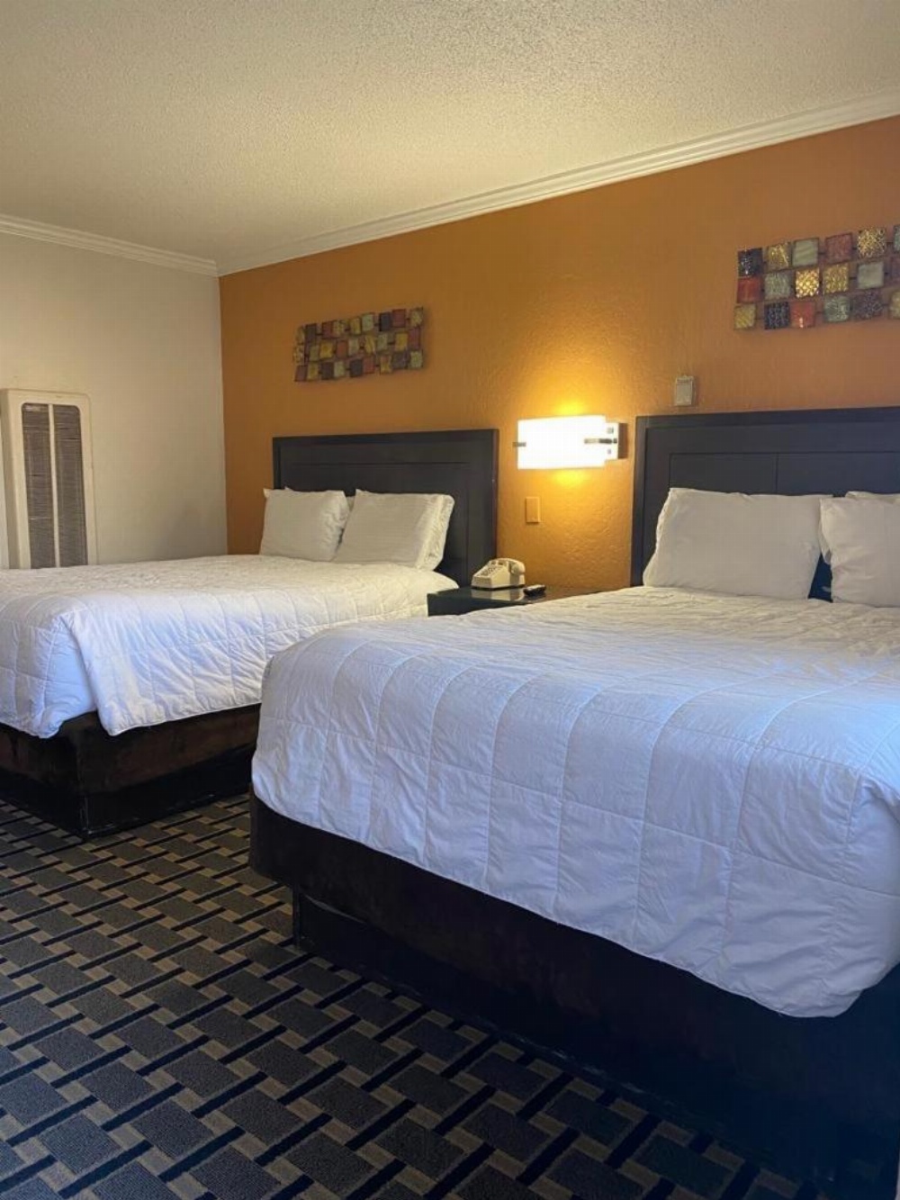 Budget INN At The Heavenly Gondola